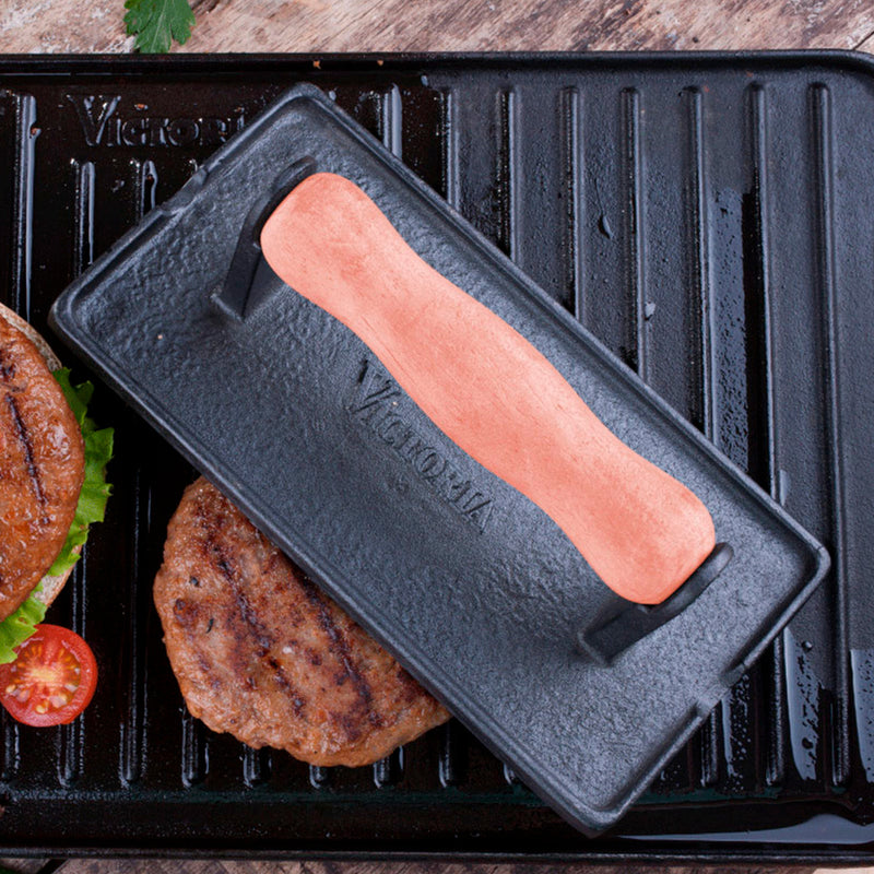 Prensa para Carne Hierro Fundido Esmaltado 11x21cm Victoria